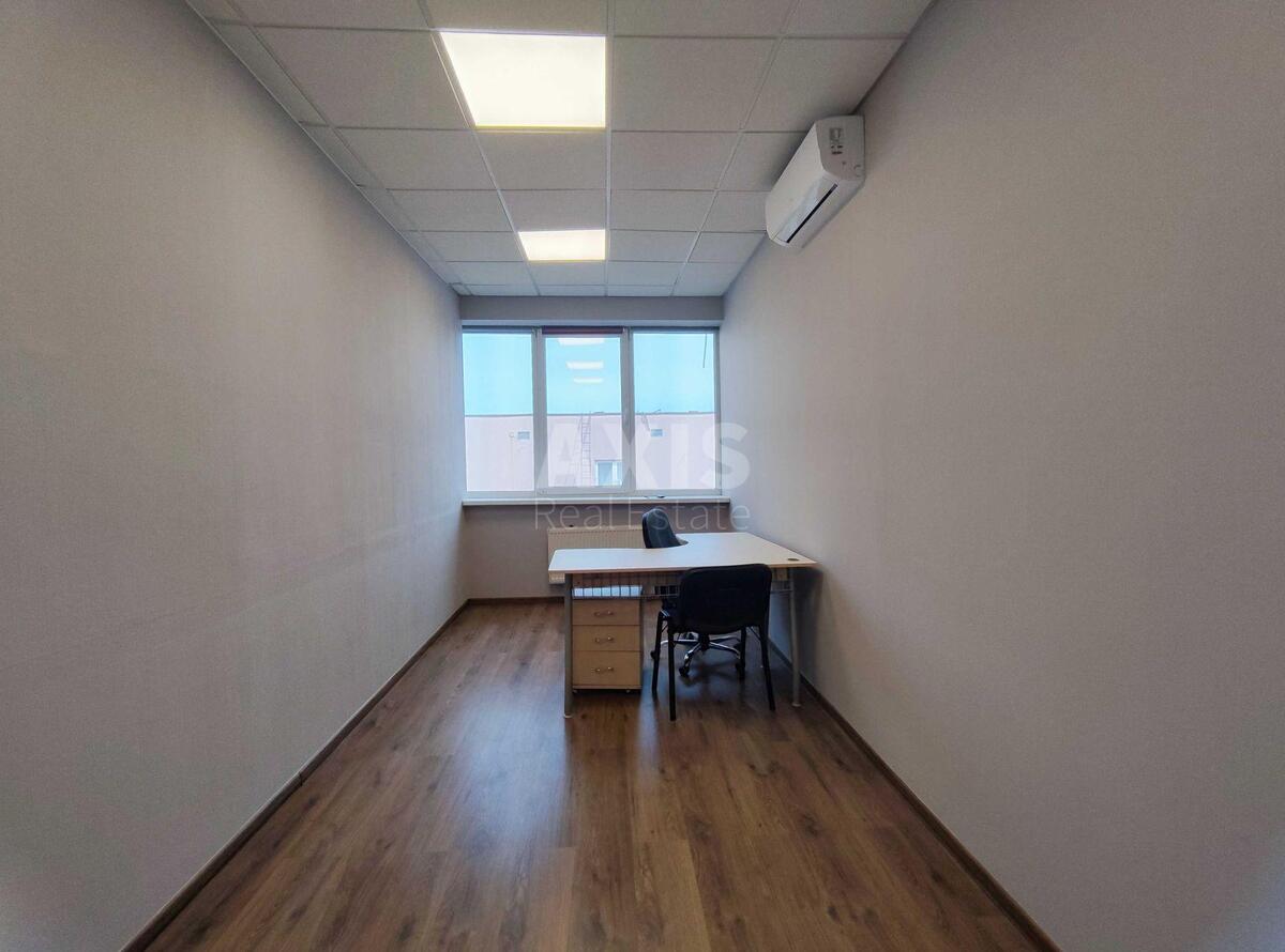 Office vul. Pol'ova 24Д, 524m2565881