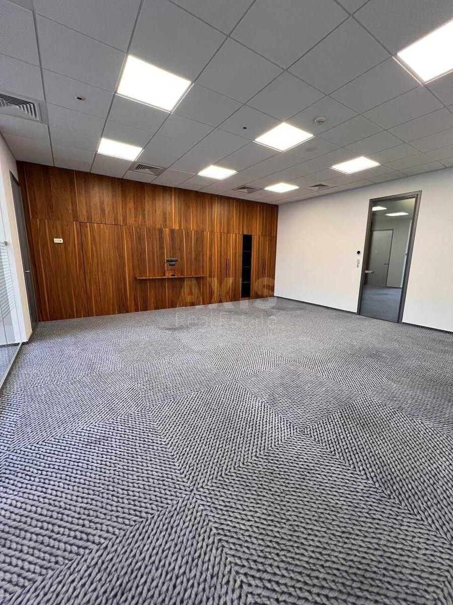 Office prov. Ryl's'kyj 6, 189m2567752