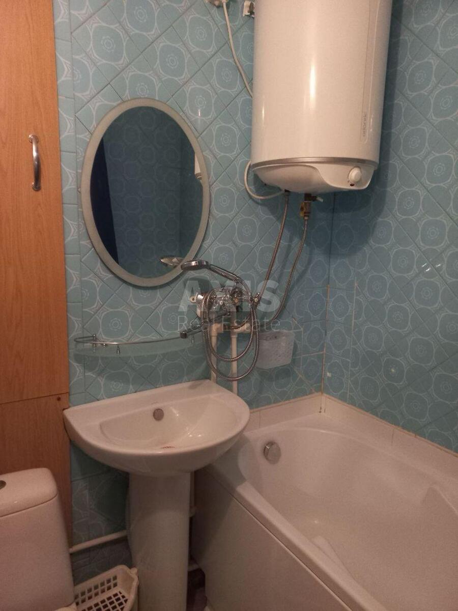 2k apartment vul. Kyrylivs'ka 115/1568555