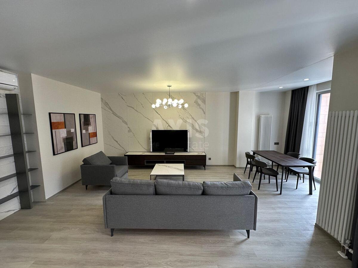 3k apartment vul. Antonovycha 1183