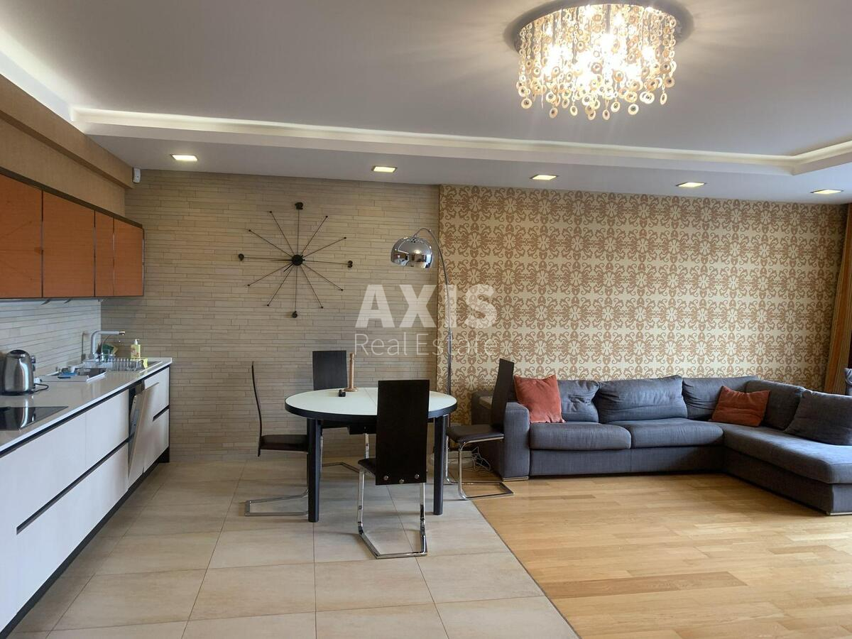 2k apartment vul. Mel'nykova 18Б568681