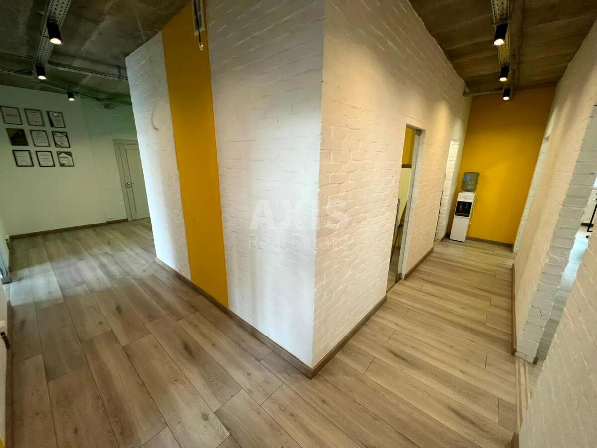 Офис ул. Василия Тютюнника 37/1, 150м2613119