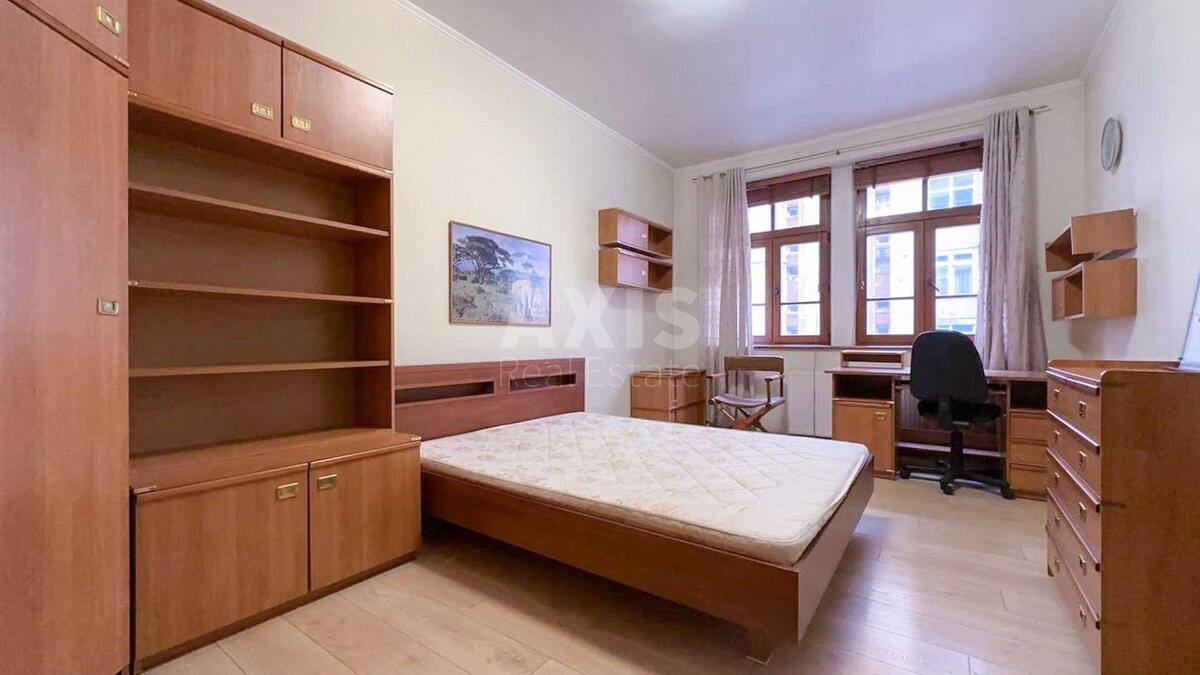3k apartment vul. Pavlivs'ka 1815