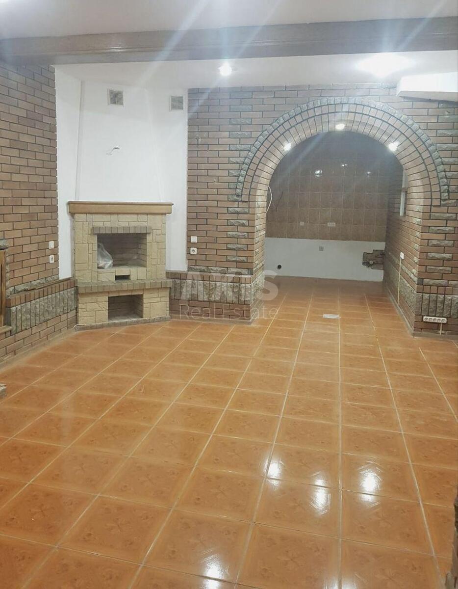 Trade object vul. Barbjusa Anri 5, 182m25