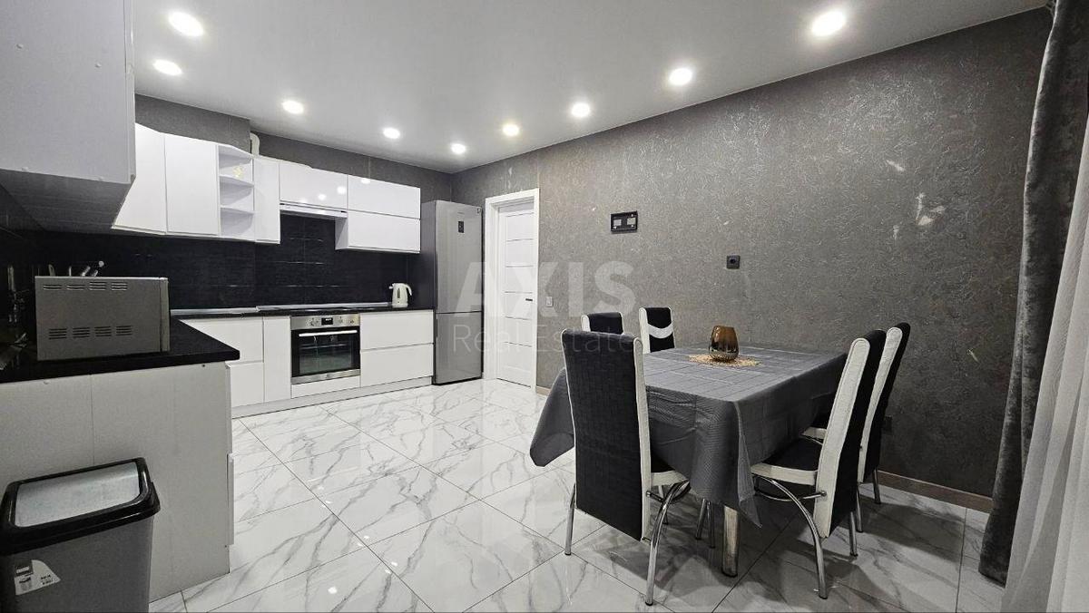2k apartment prov. Baltijs'kyj 23