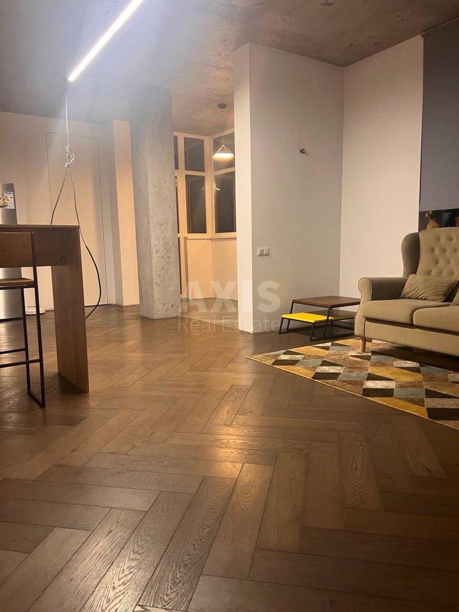2k apartment vul. Glybochyc'ka 73