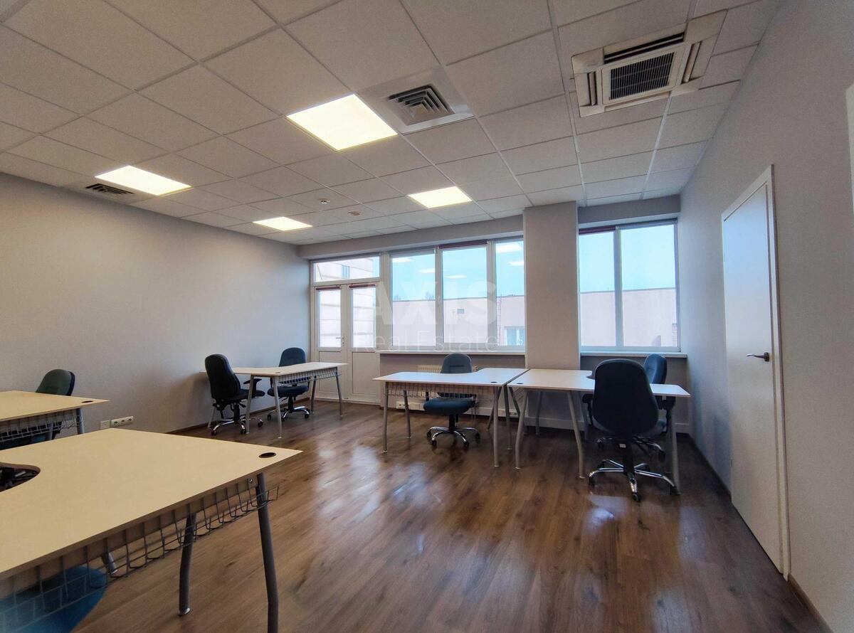 Office vul. Pol'ova 24Д, 524m2565882