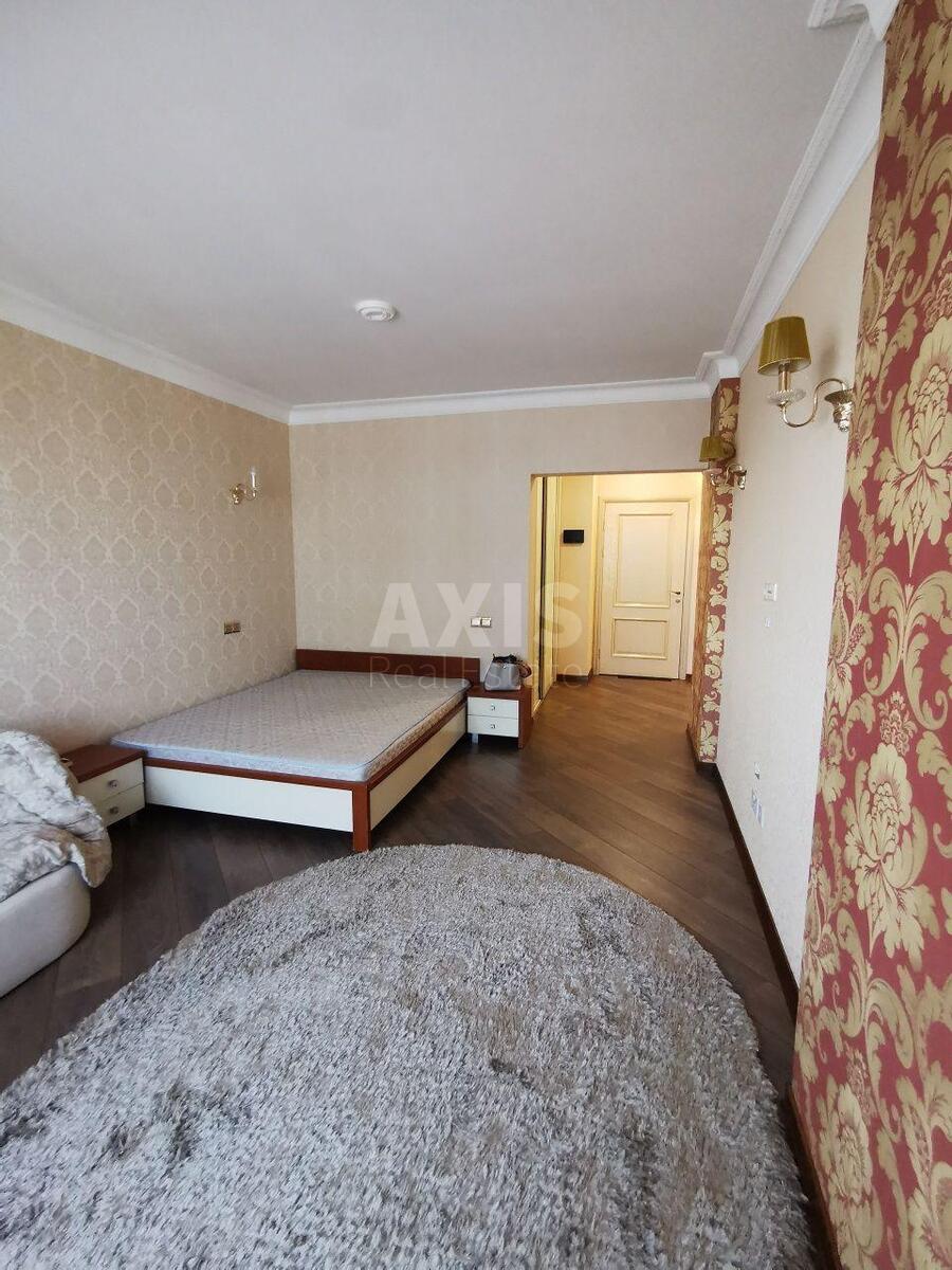 1k apartment nab. Dniprovs'ka 1611831