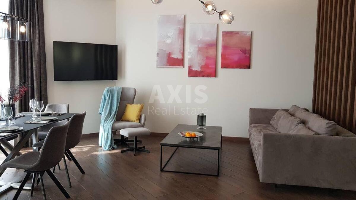 3k apartment vul. Strutyns'kogo Sergija 23