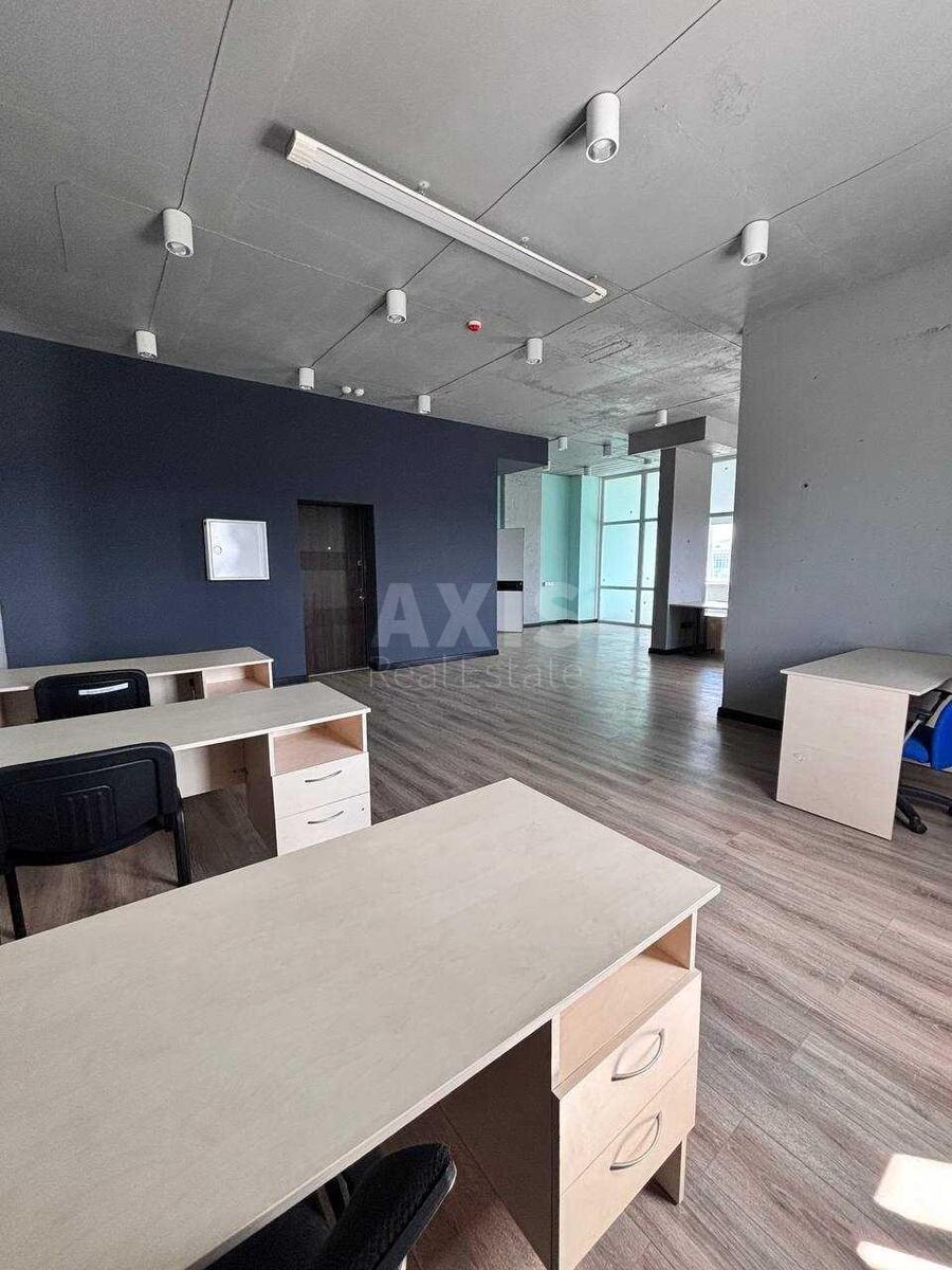 Office vul. Truskavec'ka 4Б, 200m2612165