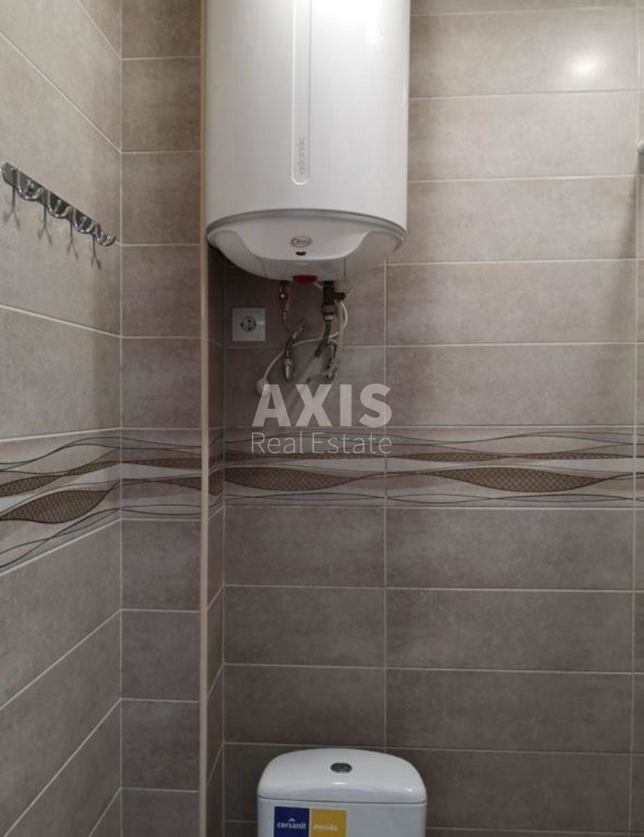 1k apartment pr-t Sobornosti 1713