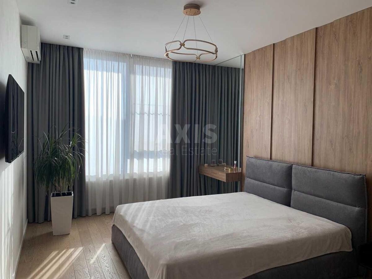 4k apartment vul. Zvirynec'ka 72
