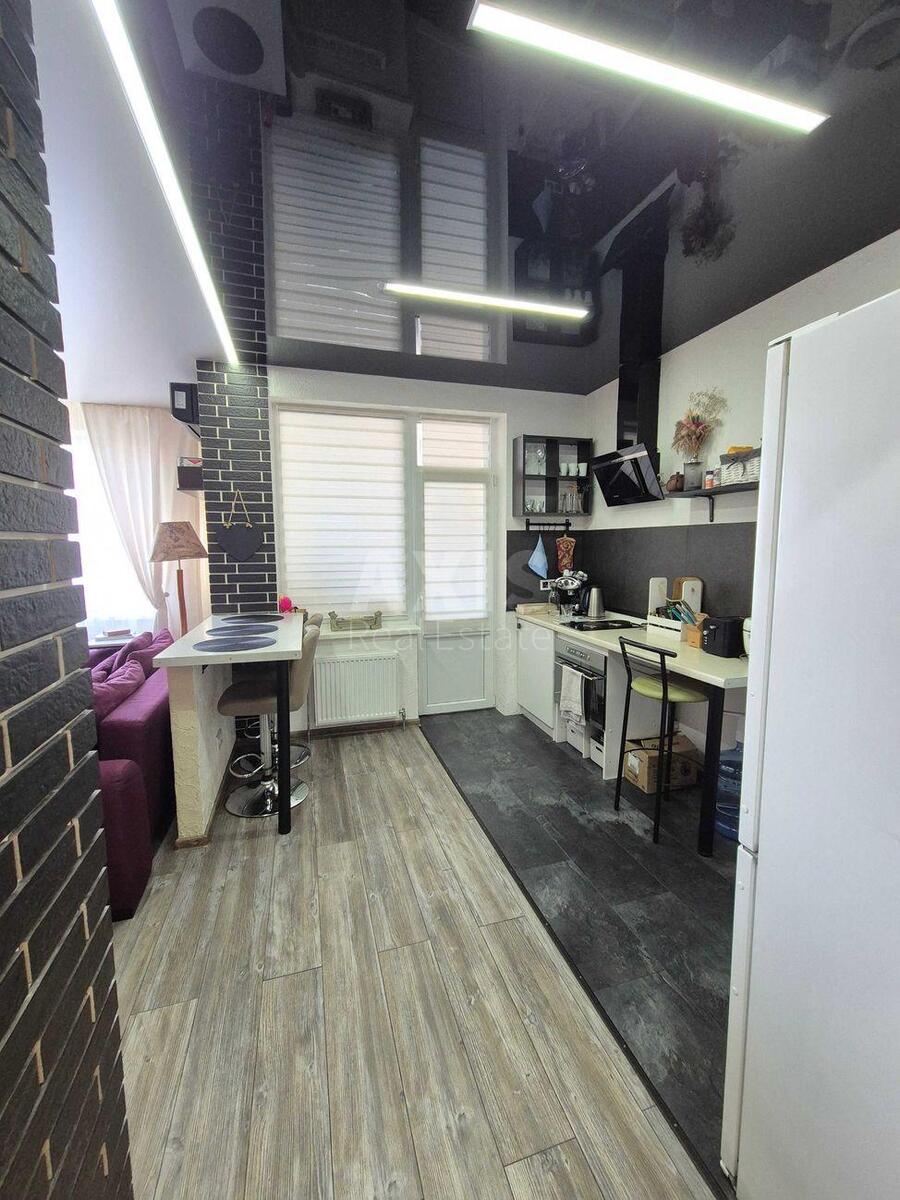 2k apartment pr-t Glushkova Akademika 9В0