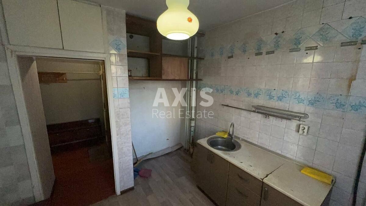 3k apartment vul. Saburova Oleksandra 190