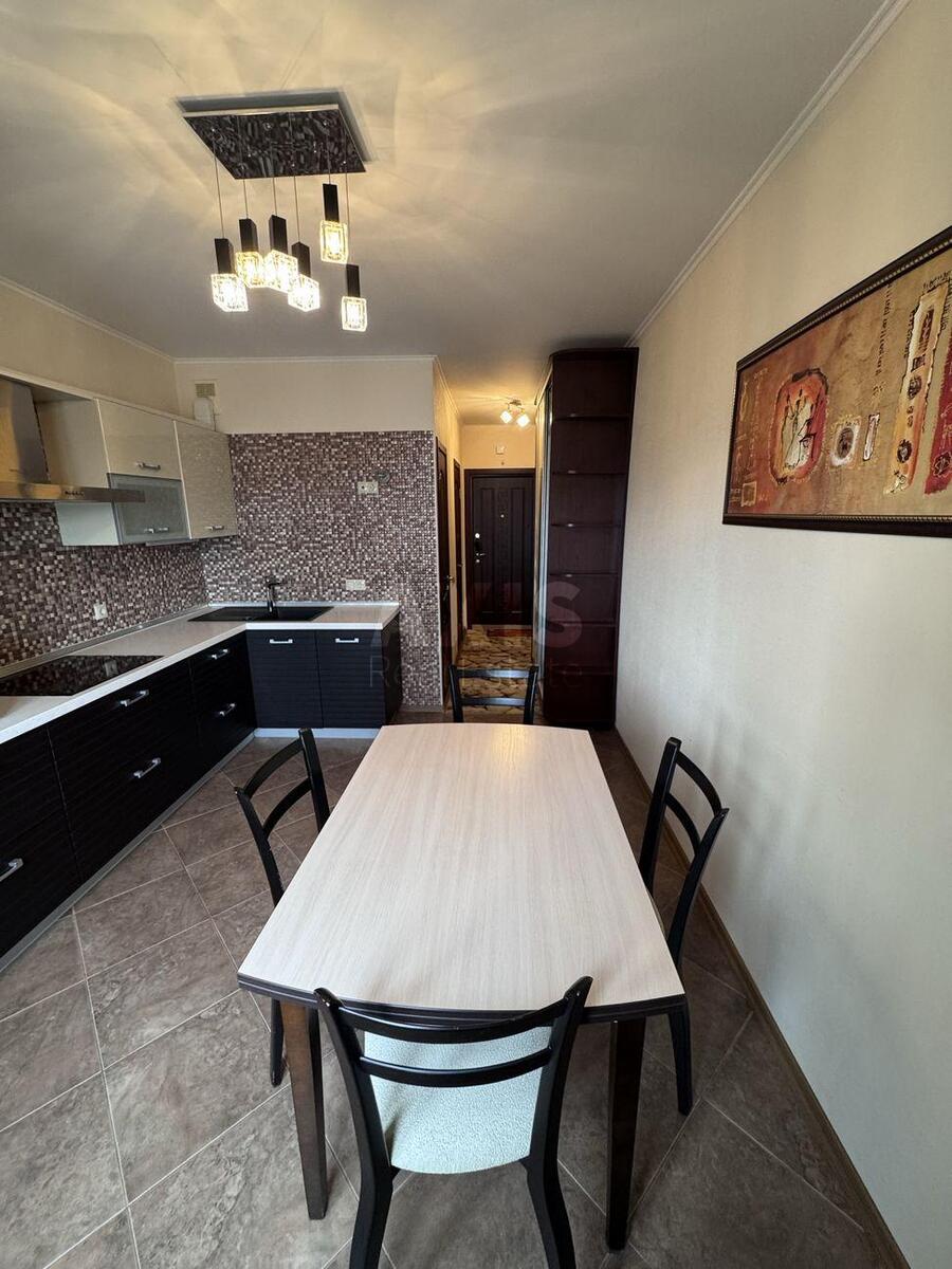 1k apartment vul. Bakyns'ka 37Г636031