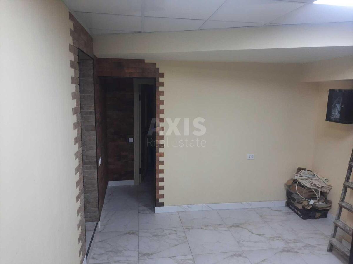 Office vul. Pervomajs'kogo Leonida 9А, 209m26