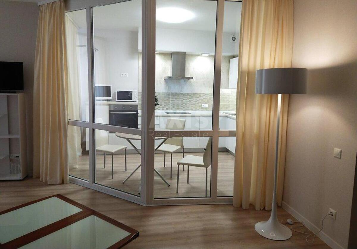 2k apartment vul. Dmytrivs'ka 60/194