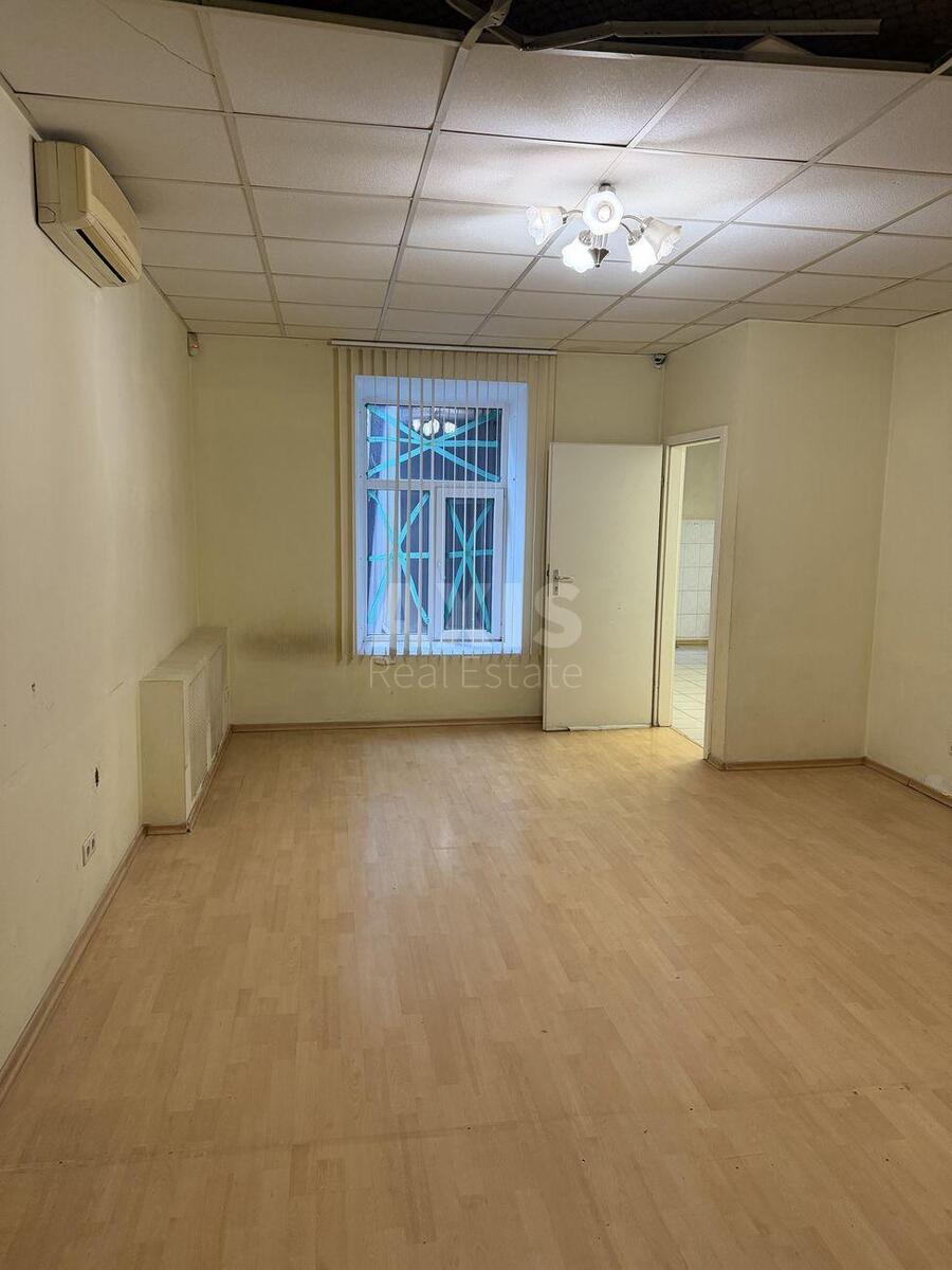 Trade object vul. Volodymyrs'ka 23, 79m2630486