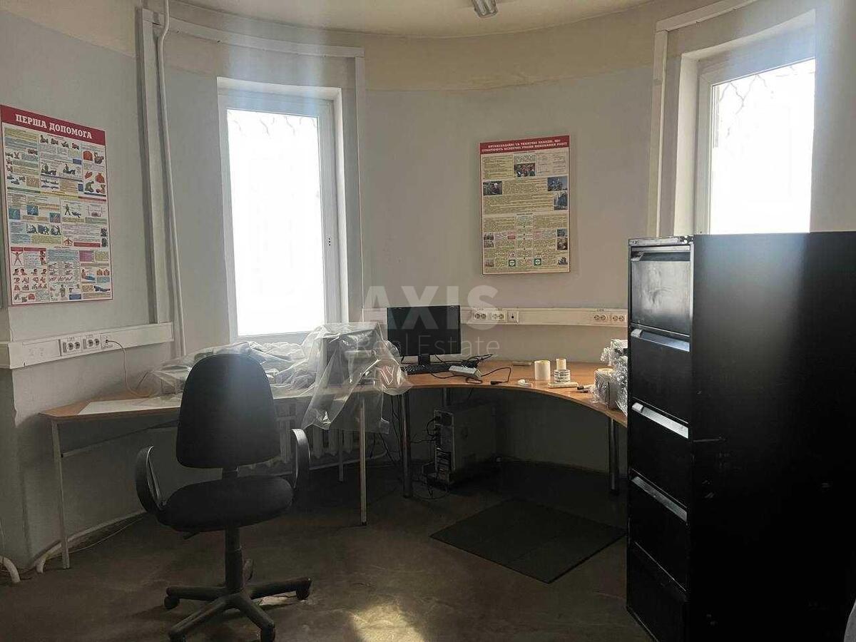 Service object vul. Svitlyc'kogo 35А, 621m29