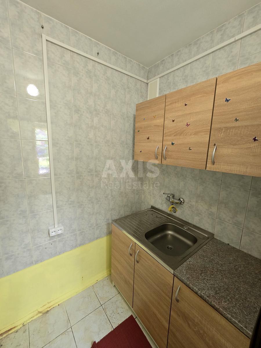 Office vul. Kotel'nykova Myhajla 11, 88m2590407