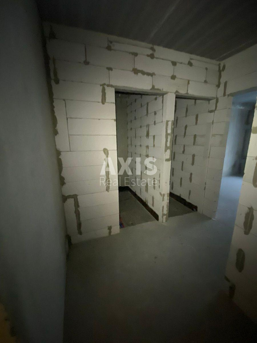 2k apartment vul. Myhajla Maksymovycha 248