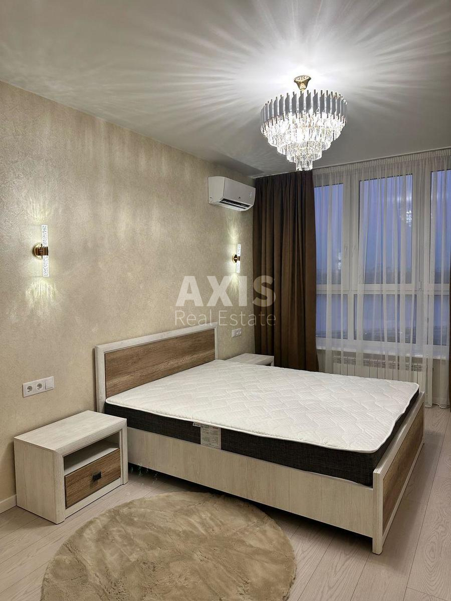 1k apartment pr-t Moskovs'kyj 32Д5