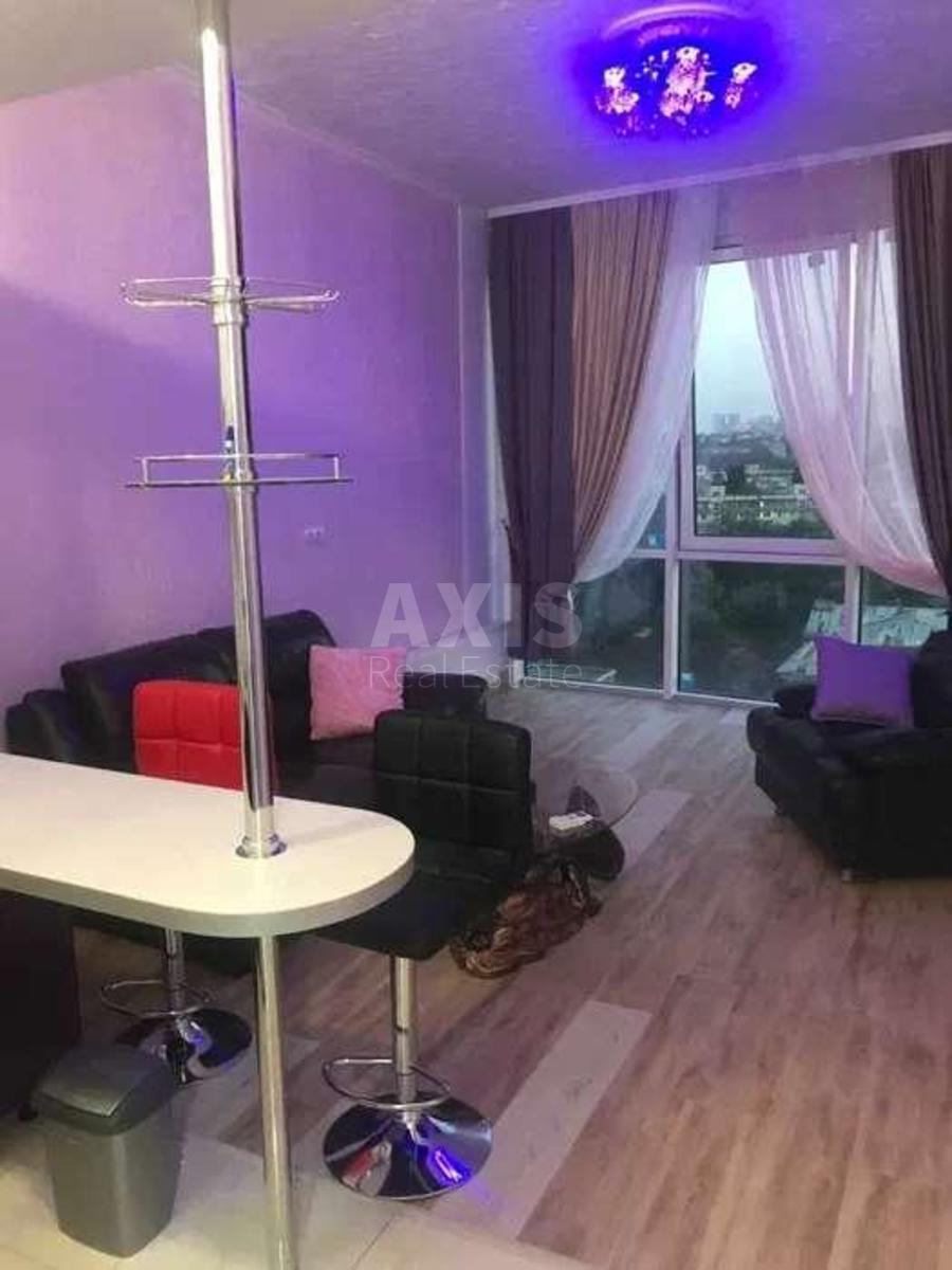 2k apartment vul. Sholudenka 1А