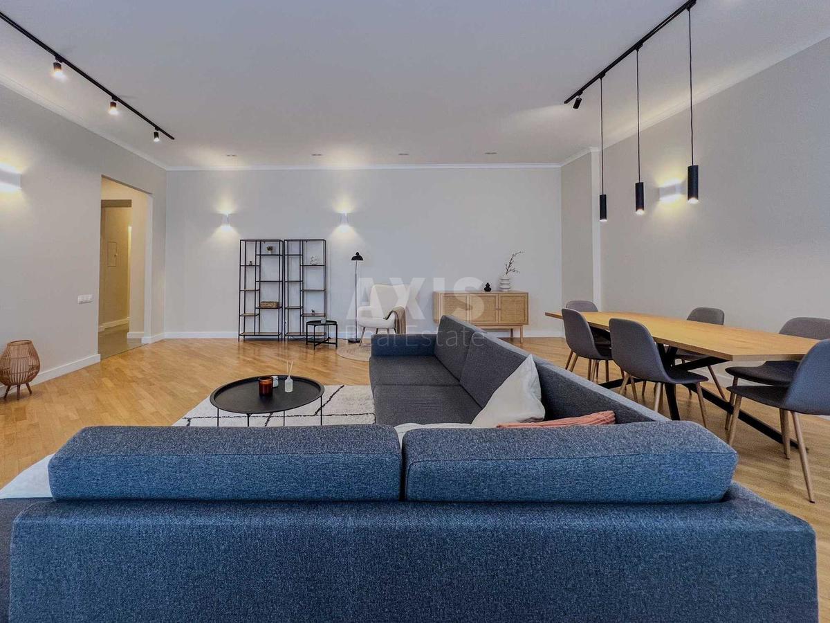 4k apartment vul. Antonovycha 182