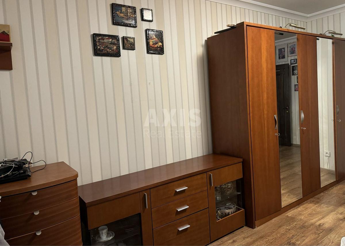 3k apartment vul. Yulia Zdanovska 71Г3