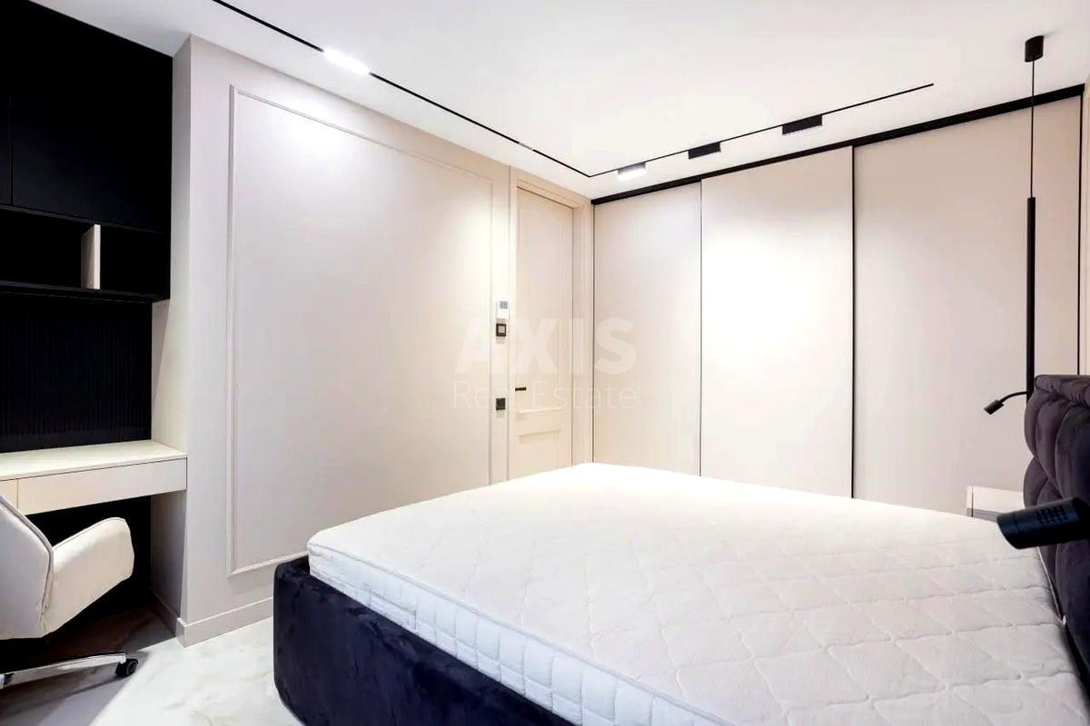 2k apartment nab. Dniprovs'ka 18639899