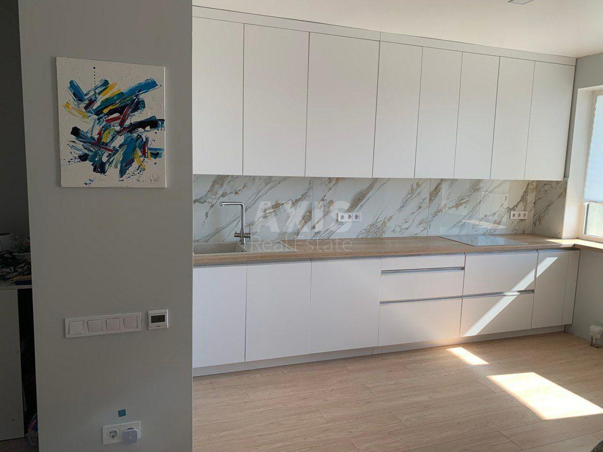 3k apartment vul. Chornyh Zaporozhciv 261