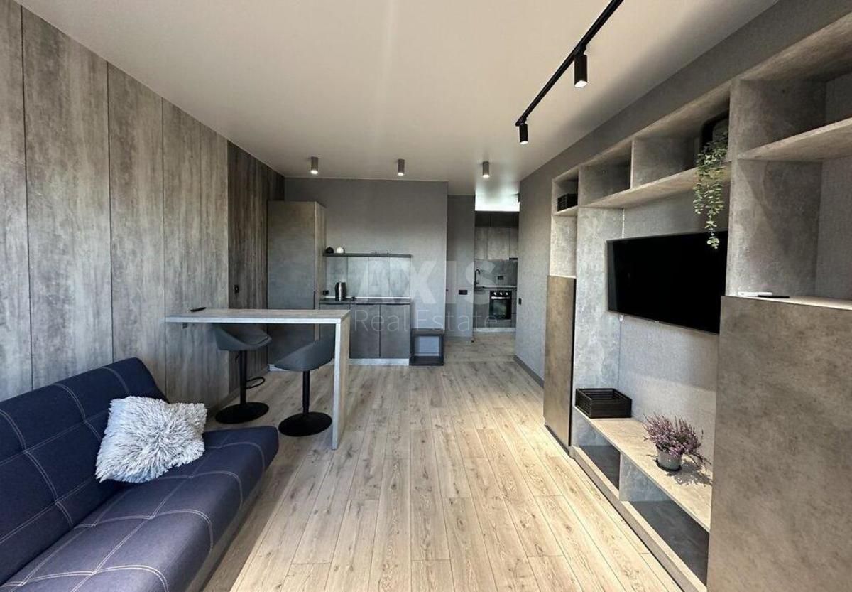 2k apartment vul. Nyzhn'okljuchova 140