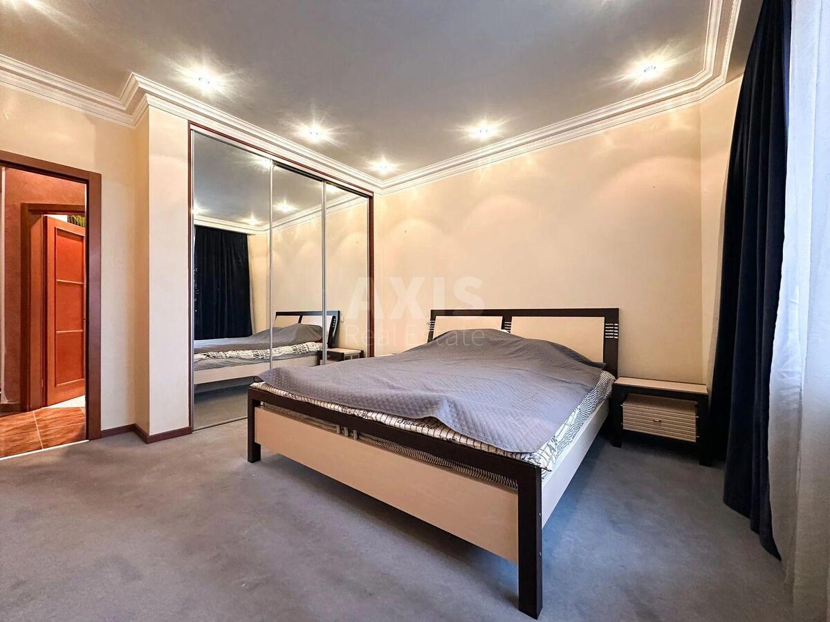 1k apartment vul. Polupanova 109