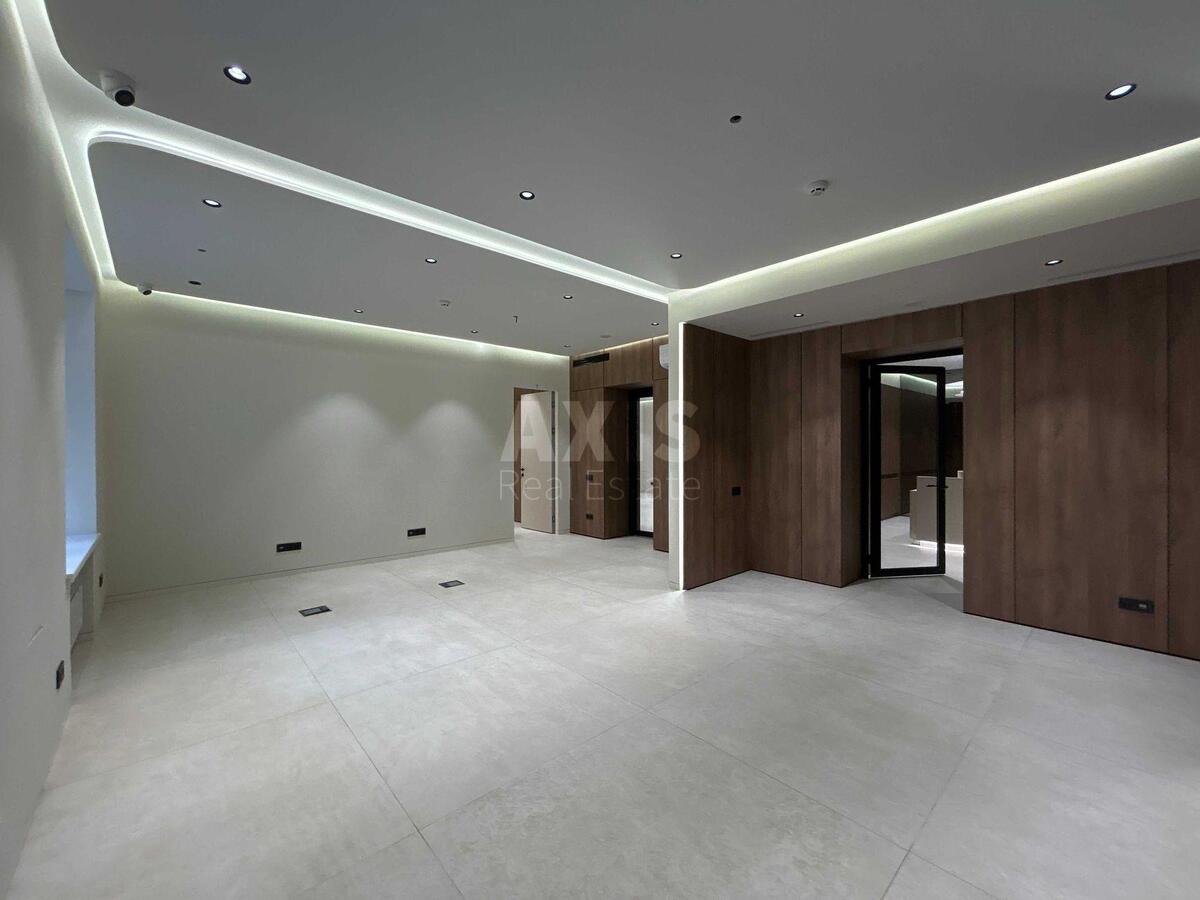 Office prov. Kutuzova 3, 230m21