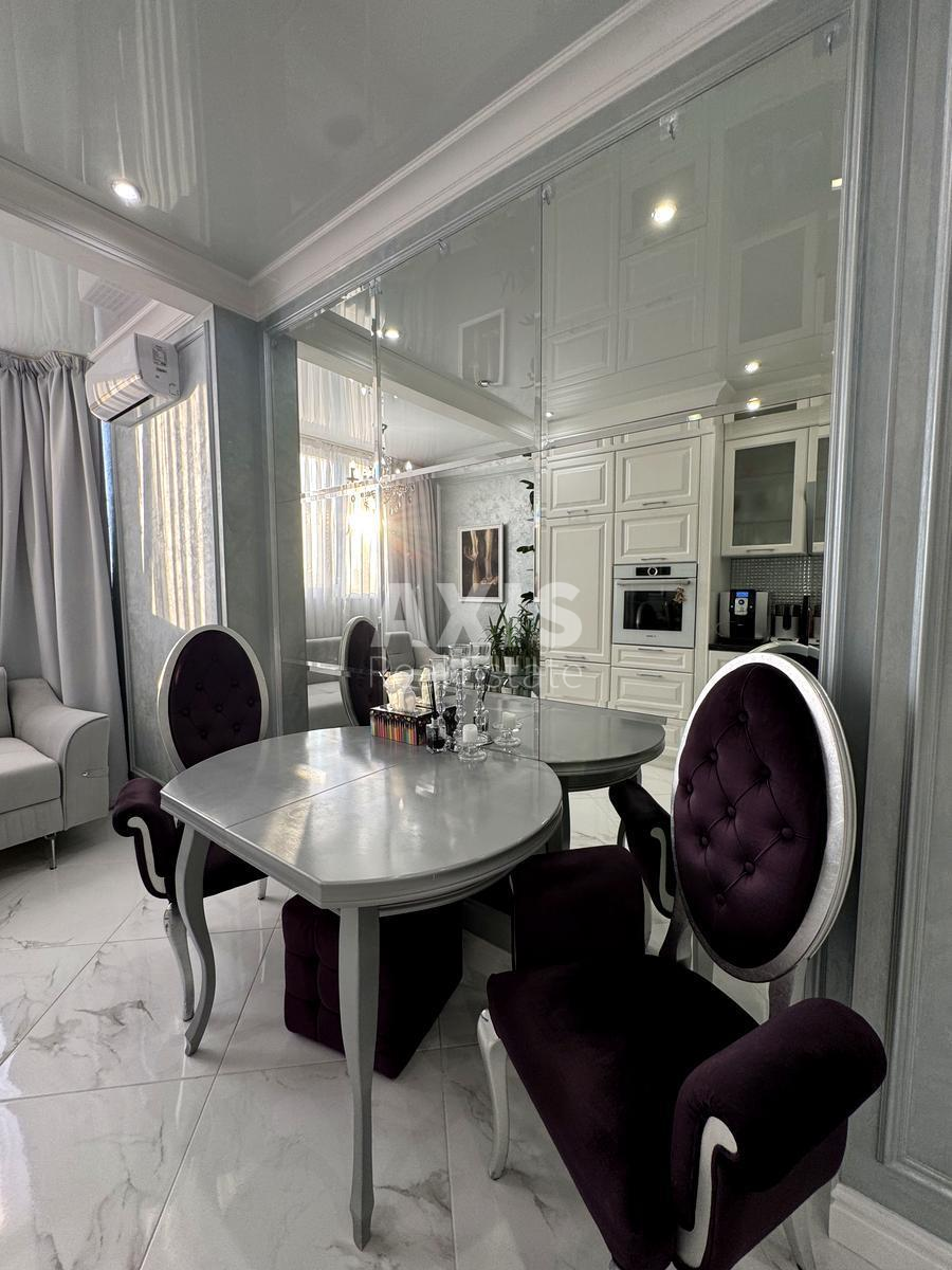 1k apartment vul. Kazarmenna 6Г615085