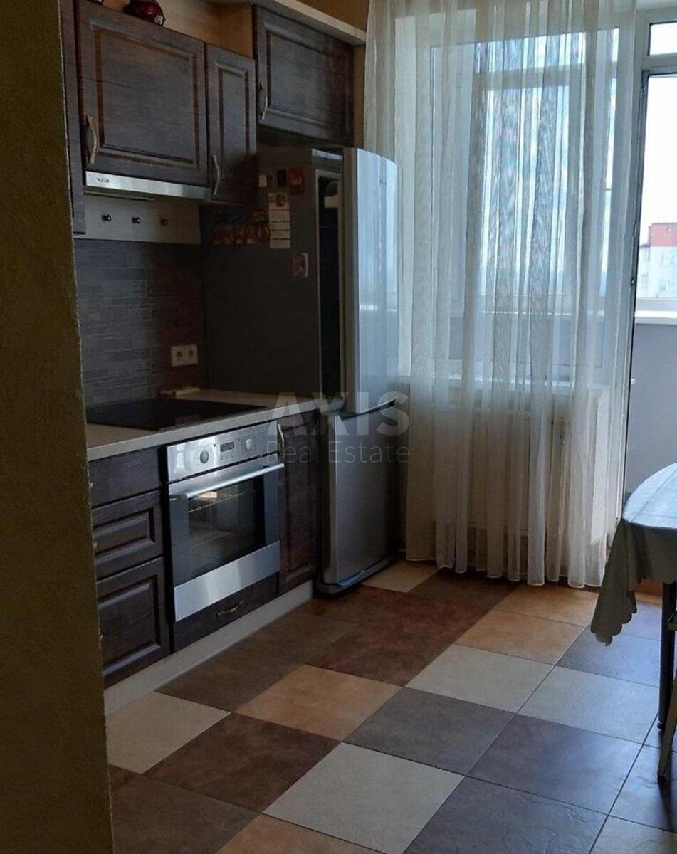 1k apartment vul. Gradyns'ka 70