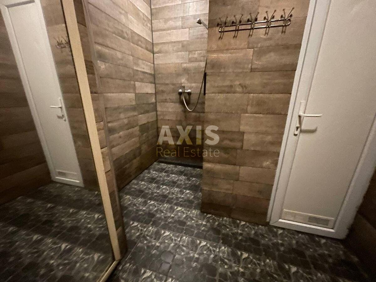 Trade object vul. Zelena 85, 67m25834714