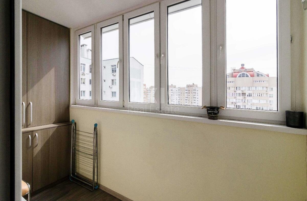 2k apartment vul. Urlivs'ka 23А566804