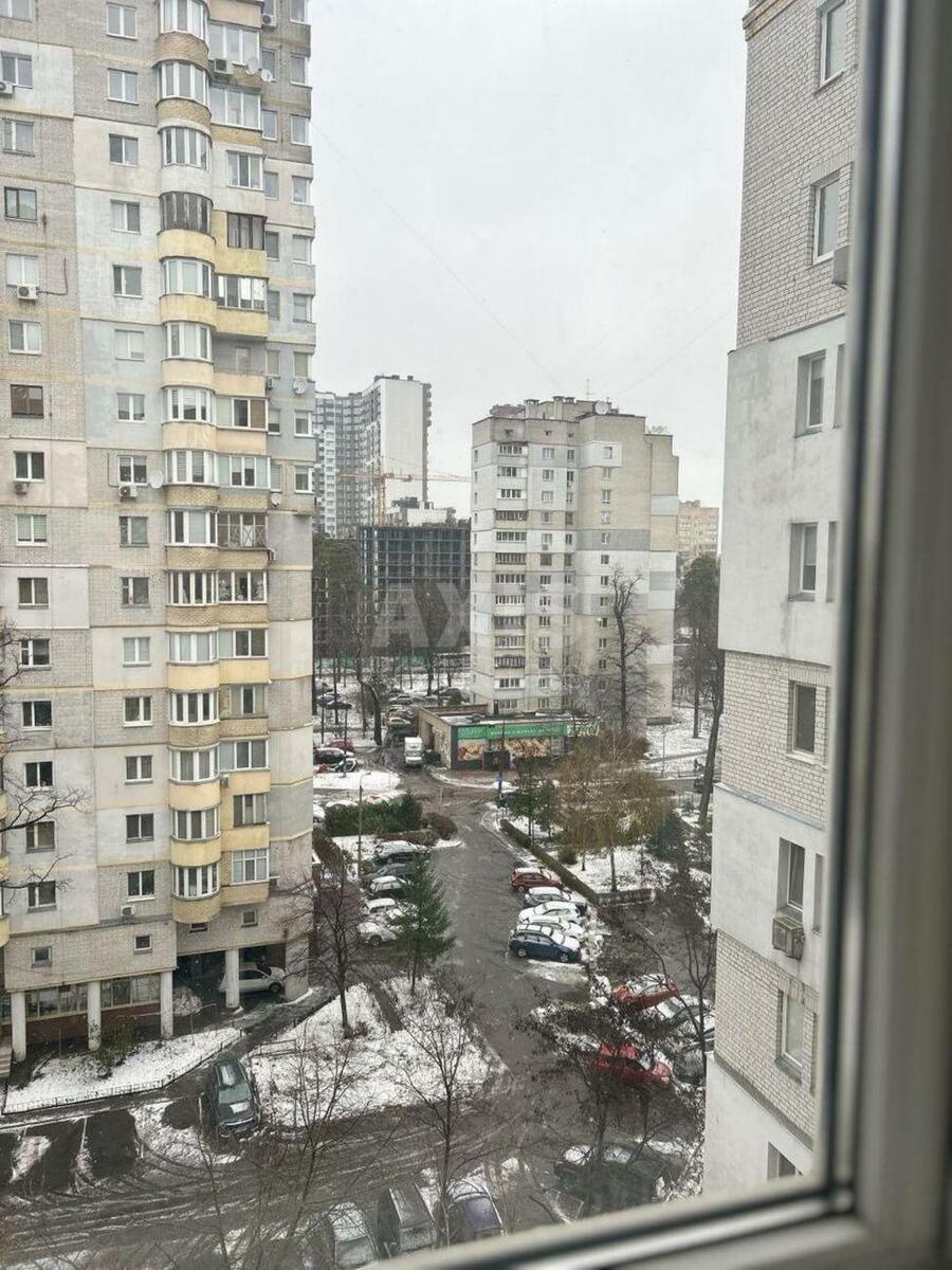 3k apartment vul. Kotel'nykova Myhajla 105