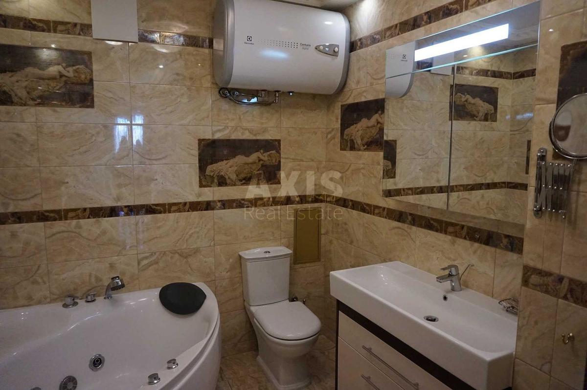 4k apartment vul. Get'mana Vadyma 1Б10