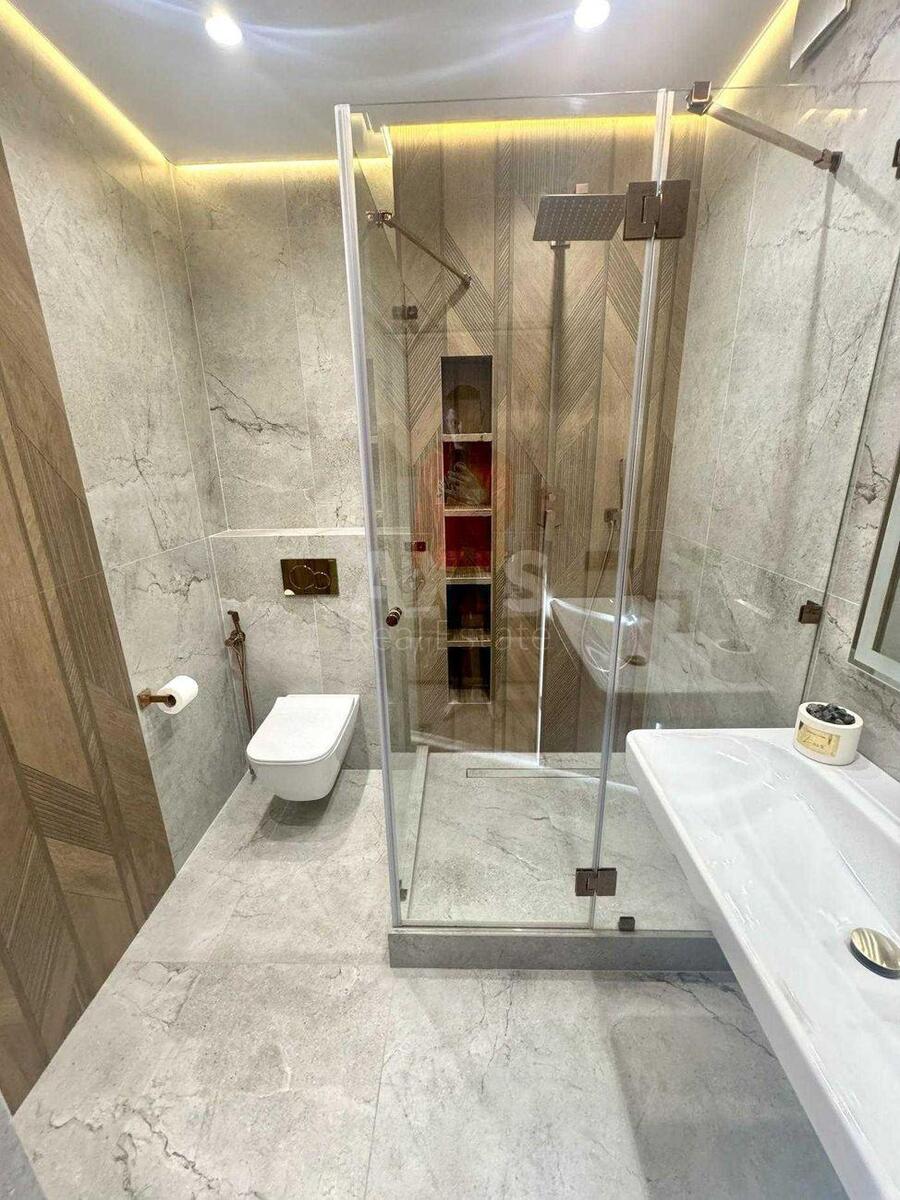 3к квартира ул. Салютная 2Б6245215