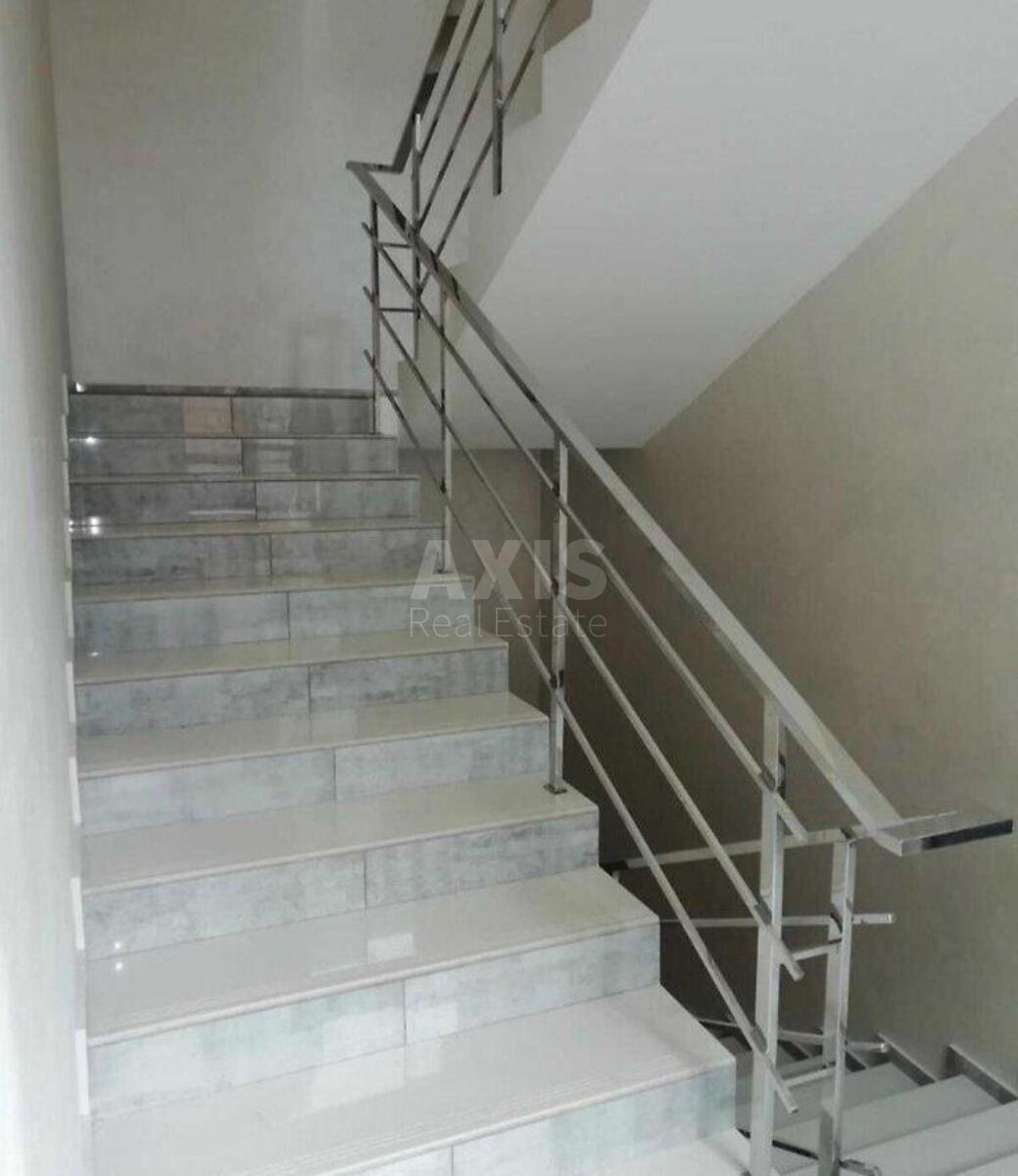 Office vul. Krasylivs'ka 5/7, 275m2528365