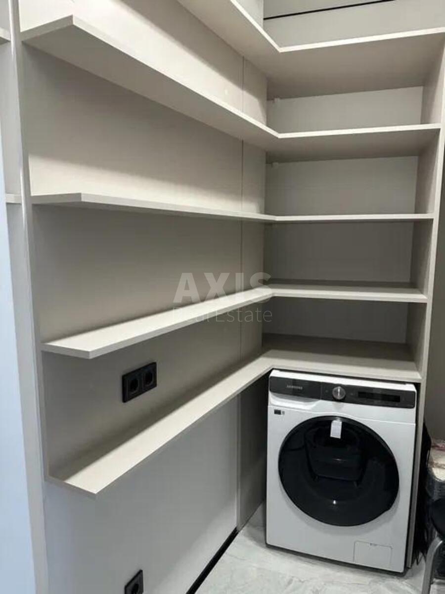1k apartment nab. Dniprovs'ka 15594308