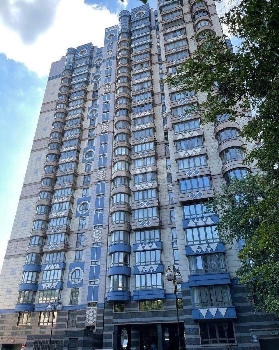 4k apartment vul. Instytuts'ka 18