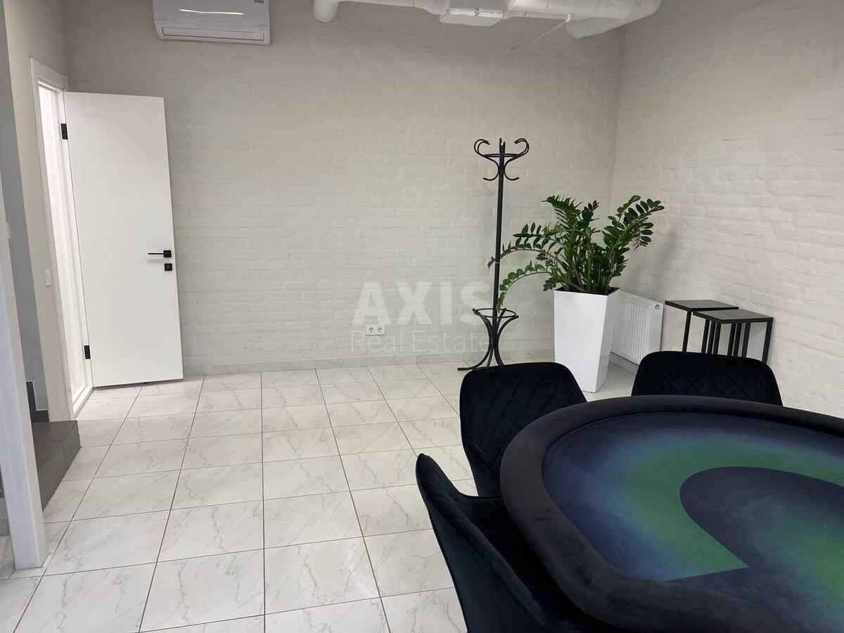 Office vul. Lyps'ka 9Б, 103m26