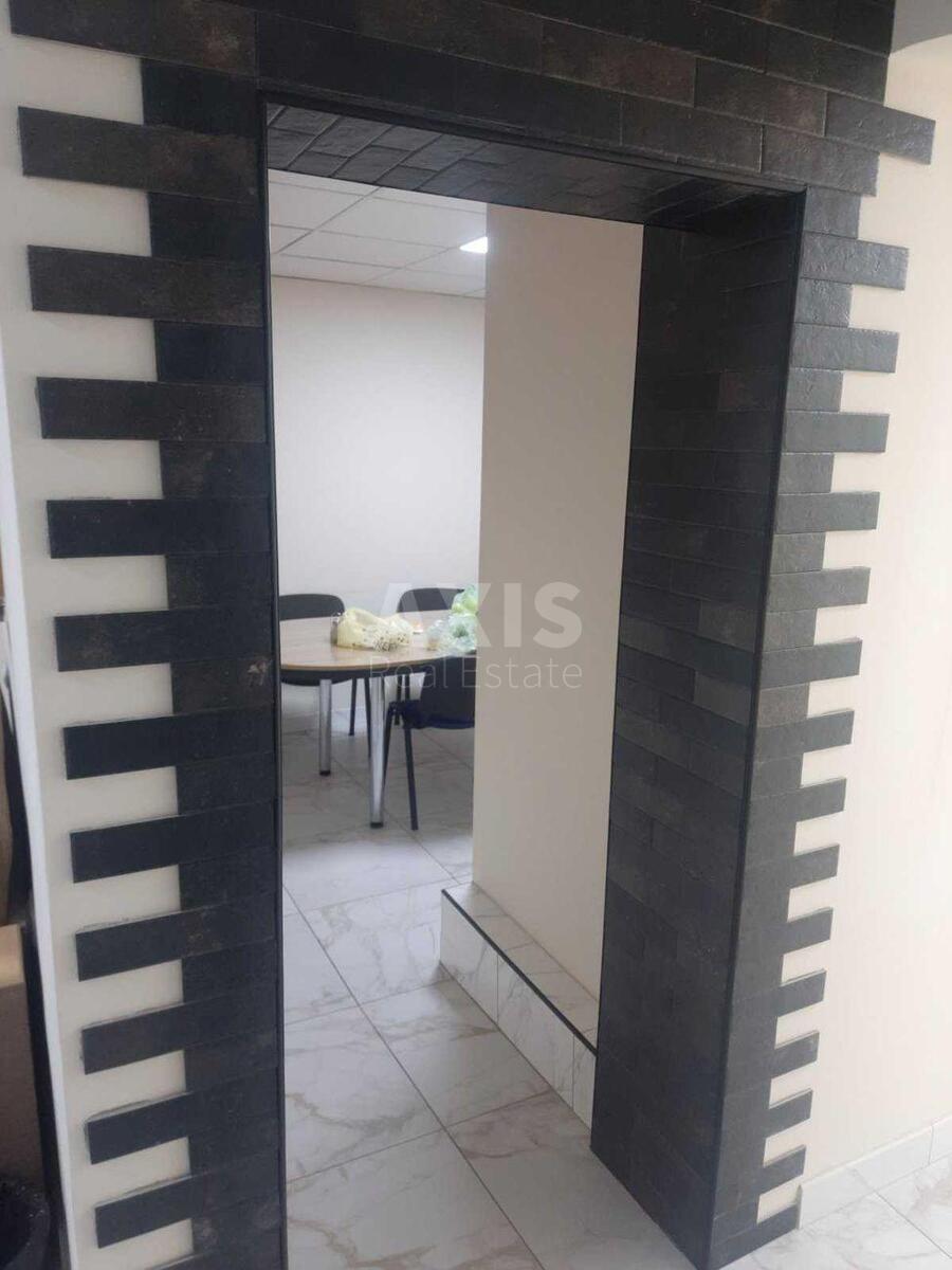 Office vul. Pervomajs'kogo Leonida 9А, 209m27