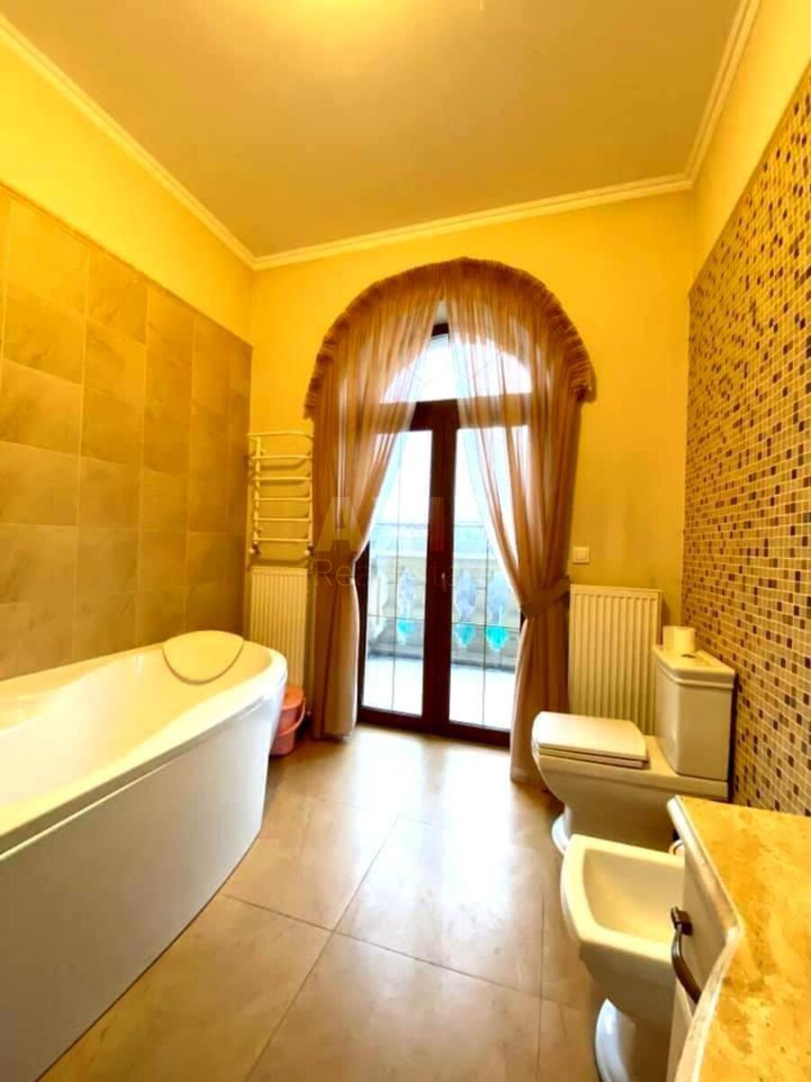 House vul. Lubens'ka, 500m2, Kyiv city595159