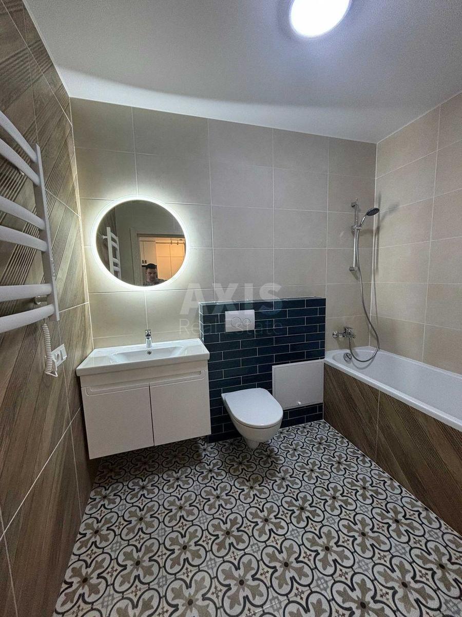1k apartment vul. Pivnichno-Syrec'ka 111
