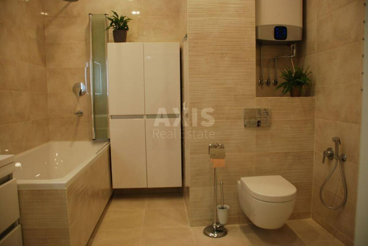 3k apartment vul. Barbjusa Anri 5312