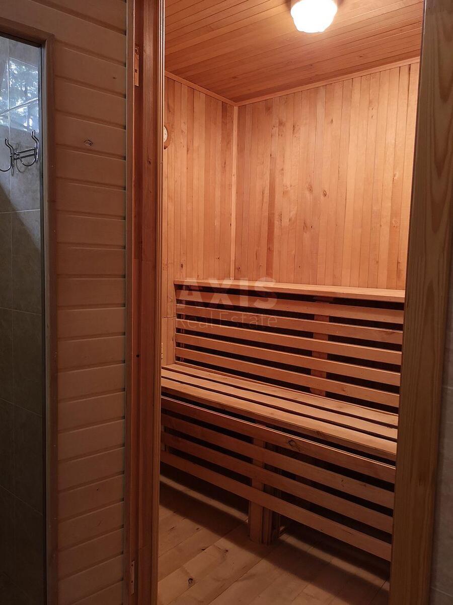 Офис ул. Толбухина 7, 290м24